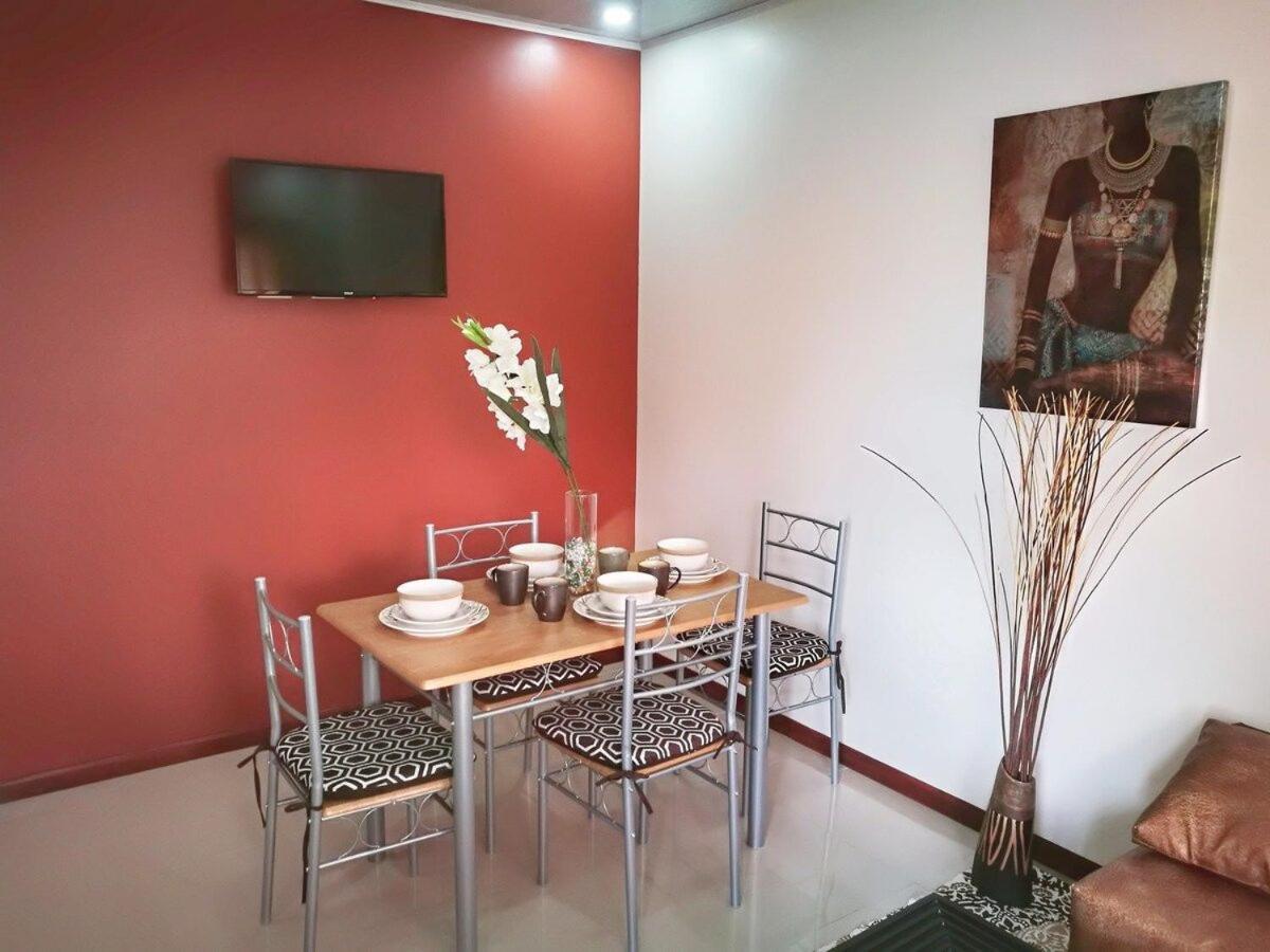 Aptos Casa Caribe, Habitaciones Privadas En Aptos Compartidos & Aptos Completos Con Auto Entrada بويرتو ليمون المظهر الخارجي الصورة
